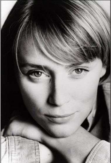 Keeley Hawes